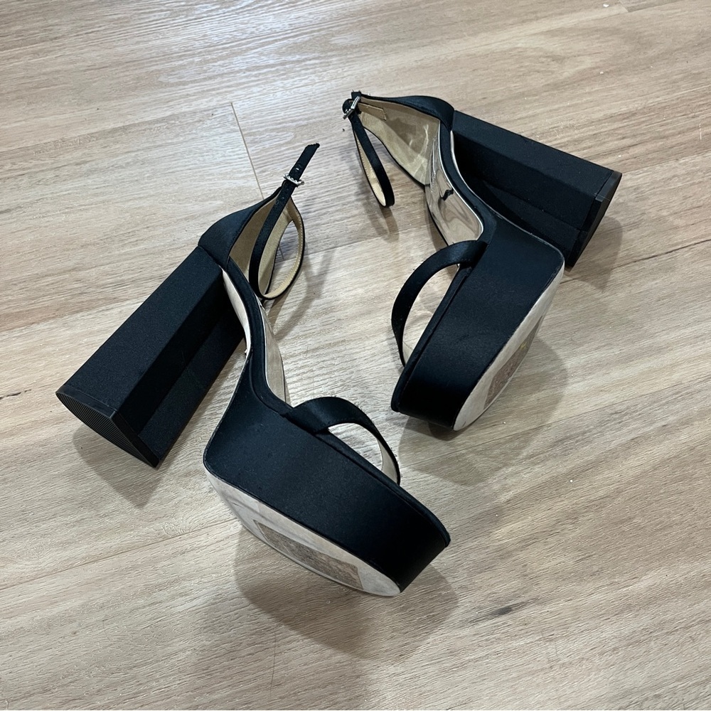 Badgley Mischka Women's Party Platform Block Heel Black size 7 New in Box - Picture 2 of 9